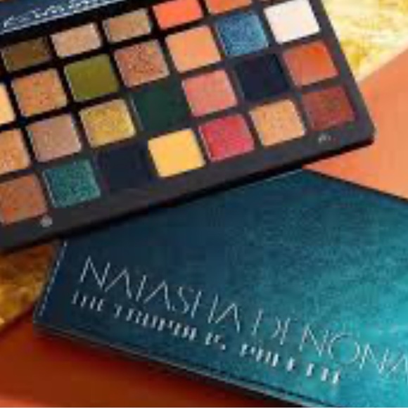 ISO Empty Metropolis Palette. - Picture 1 of 1